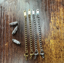 Load image into Gallery viewer, Add Removeable Clasp/Screw